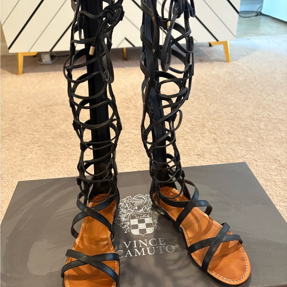 Vince Camuto Black Gladiator Sandals